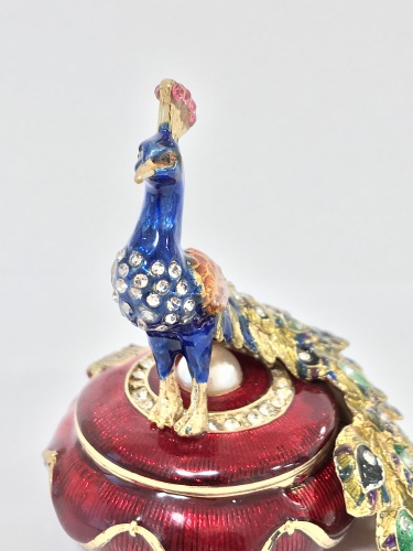 "Peacock on the Vase "Casket photo 3