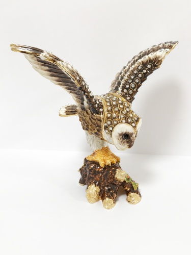 'Flying Tawny Owl'' Casket photo 3