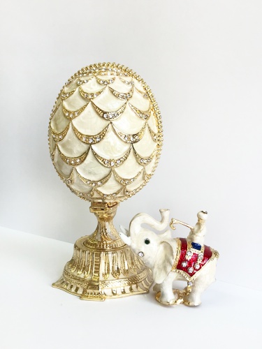Faberge egg-box "Pine Cone" with a surprise on a stand beige photo 2