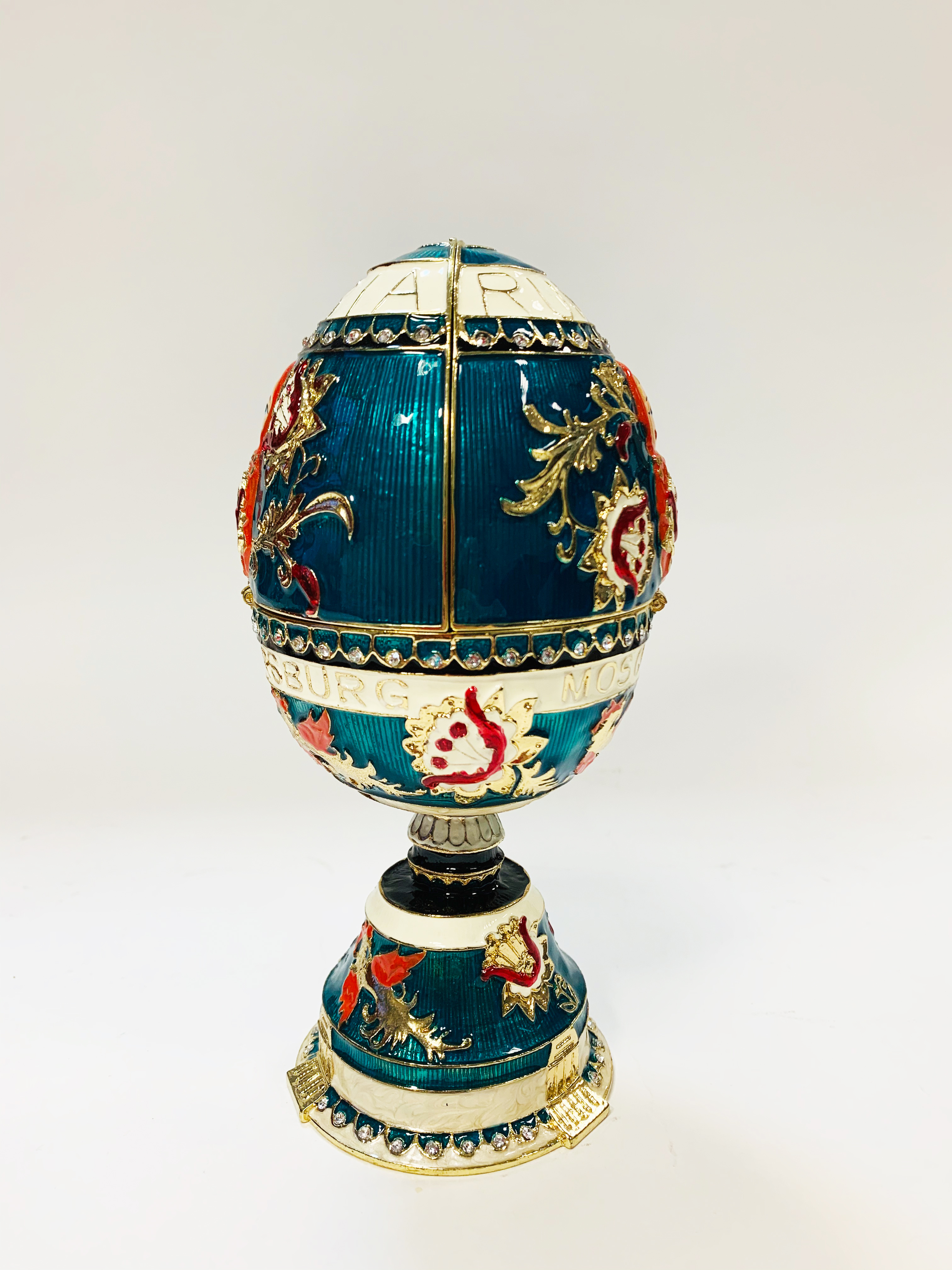 Big musical egg in Russian style with a matryoshka doll photo 5