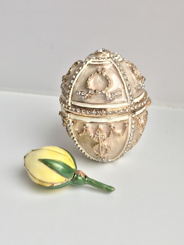 Faberge egg-box "Rosebud" with a pendant photo 4